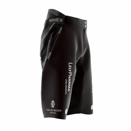 PRJ25-006054_Enduro-Tech-Shorts_right